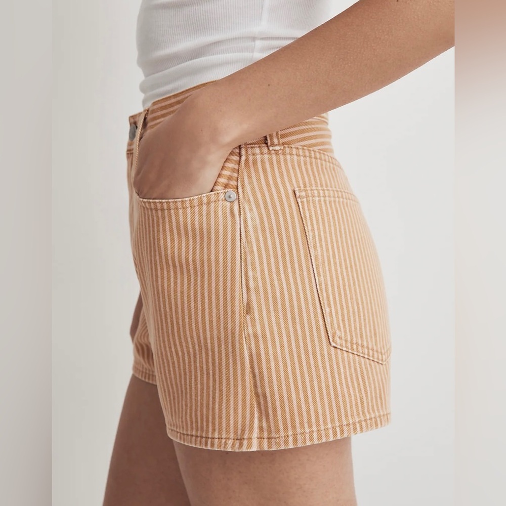 NWT Madewell Momjean Short in Stripe